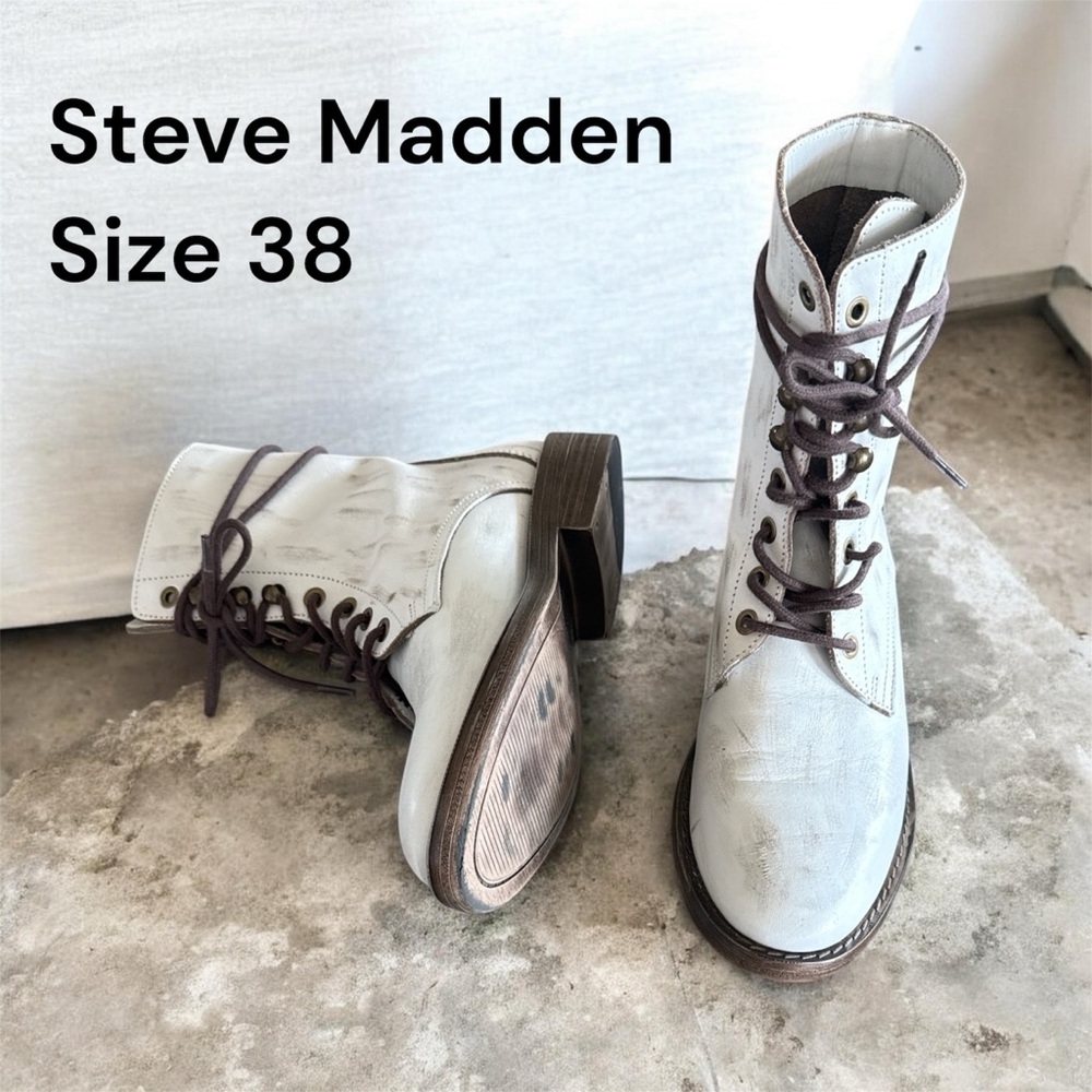 🍀Steve Madden Lace-Up Boots